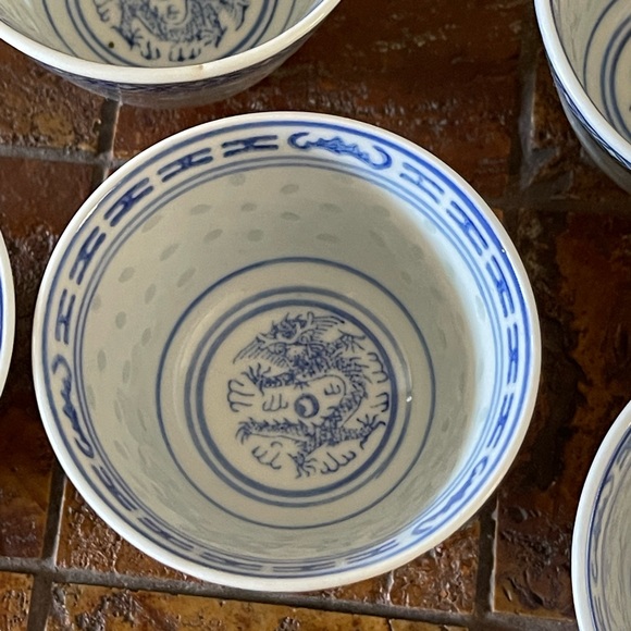 Vintage Tea cups - Picture 4 of 9